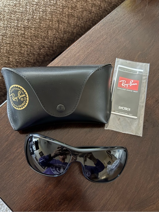 Ray-Ban Accessories - Ray-Ban Black Sunglasses RB 4097 601/8G 3 N EUC